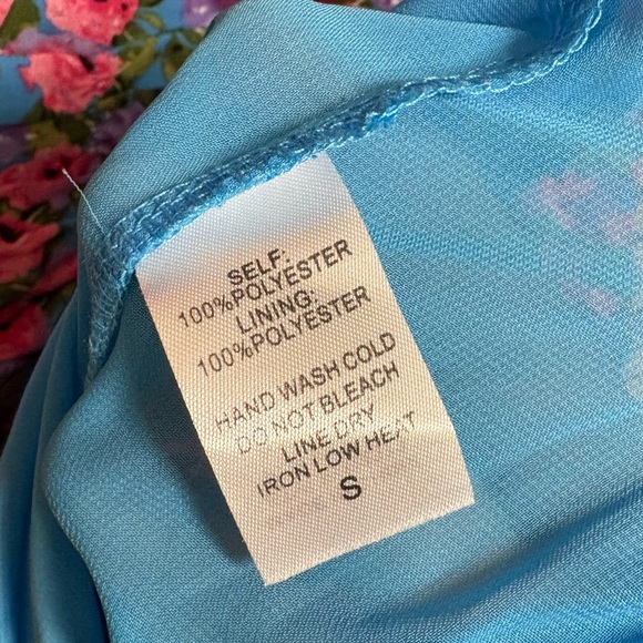 Luna Multi Color Floral‎ Ruched Dress Size Small - Picture 8 of 9